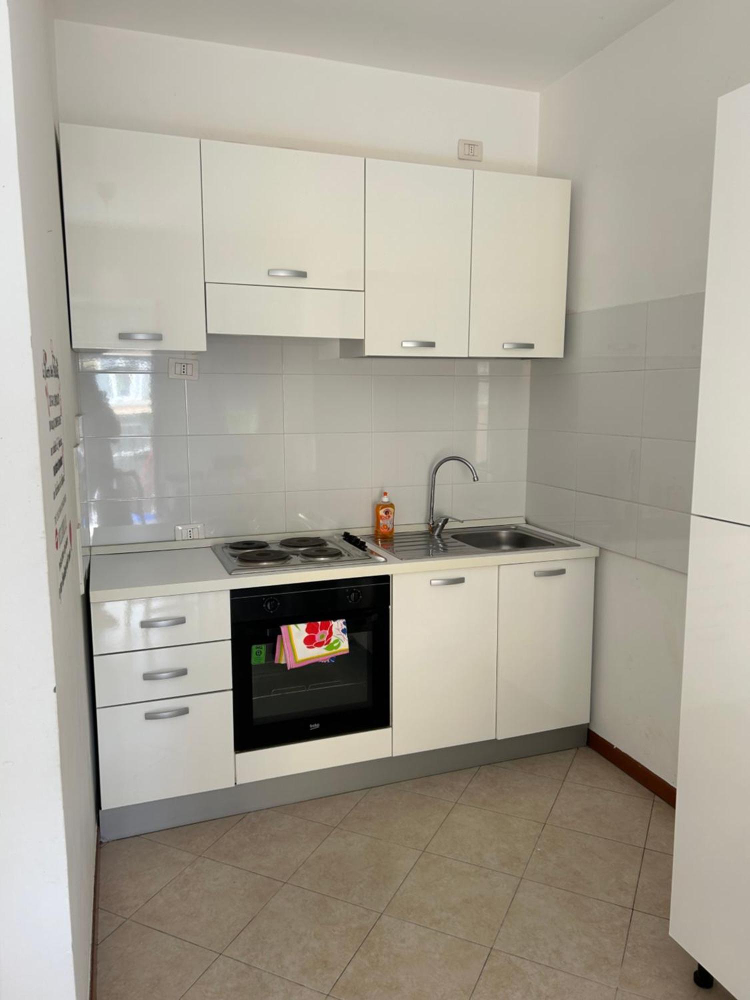 Residence Uno Studio&Suites Римини Экстерьер фото
